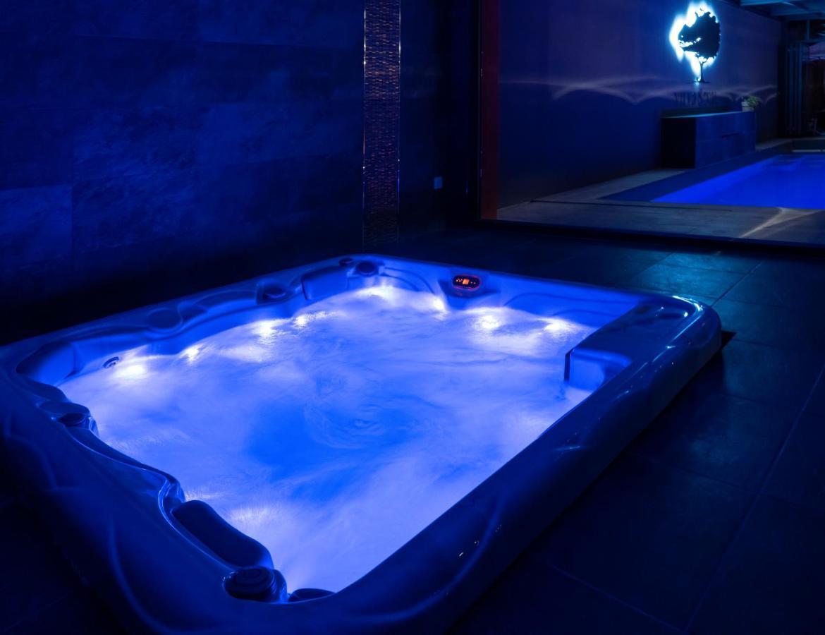 Villa Seyal - Avec Piscine - Jacuzzi - Sauna & Climatisation Le Mans Exterior photo